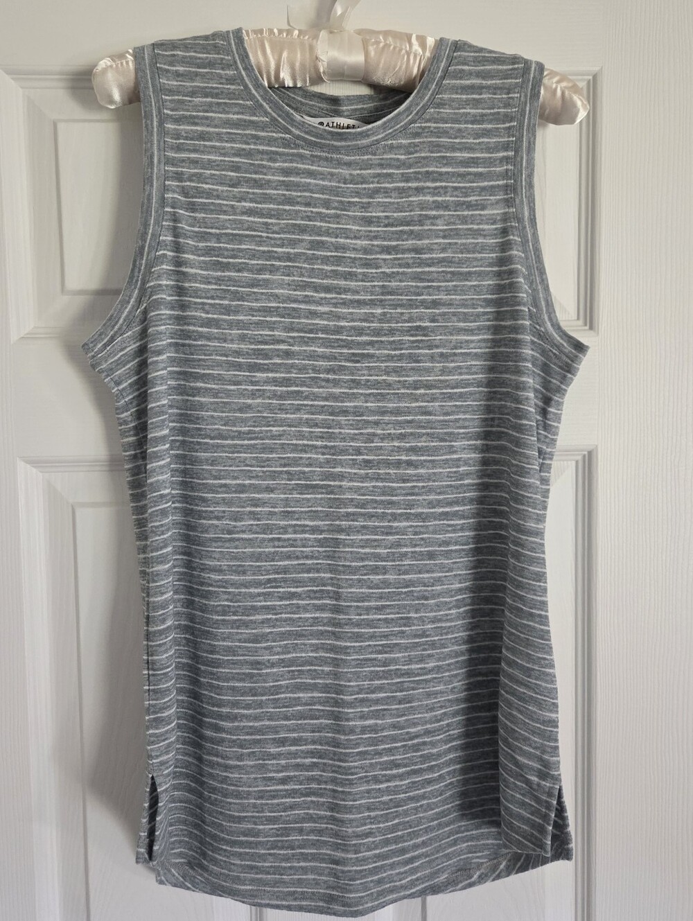 Athleta Seafoam Striped Breezy Tank, Size M Nwot